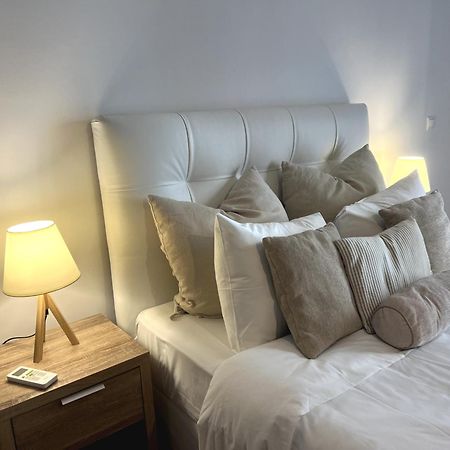 Allure Athens Urban Suites Ngoại thất bức ảnh