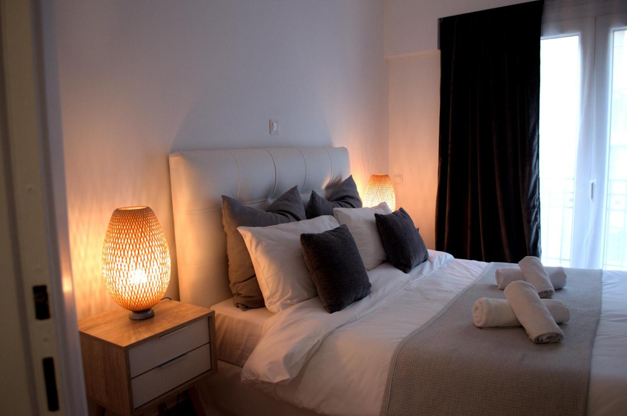 Allure Athens Urban Suites Ngoại thất bức ảnh