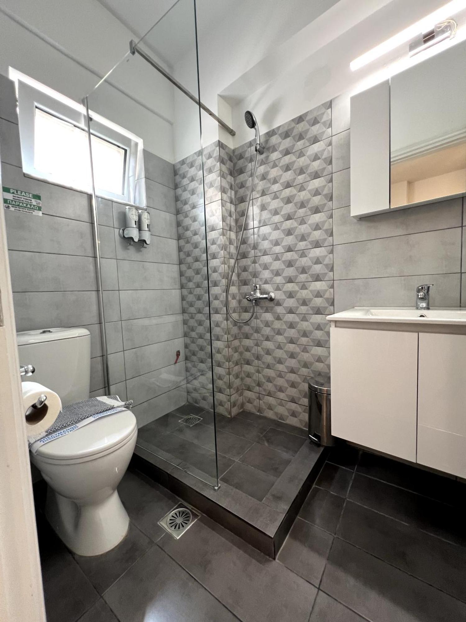 Allure Athens Urban Suites Ngoại thất bức ảnh
